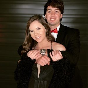 Meet your Posher, Wallace